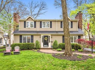 2686 Henthorn Rd, Columbus, OH 43221