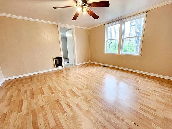 2nd image of 1236 4th St