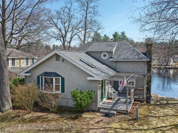 14 Cole Rd, Windham, NH 03087