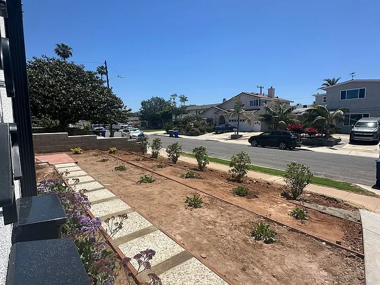 202-204 Calla Ave — Photo 37