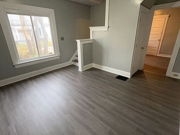 4th image of 1014 Ferguson Ave #1016