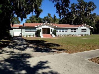 1637 Lake Howard Dr NW, Winter Haven, FL, 33881