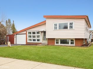 2645 S Craig Dr, Des Plaines, IL 60018