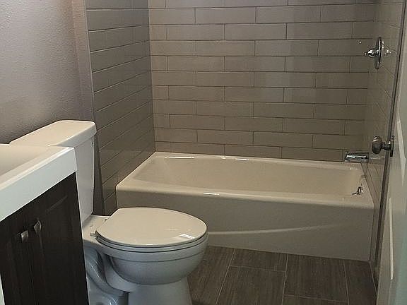 3rd image of 4037 Sequoia St