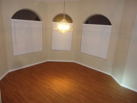 4th image of 769 W Calle Marojo