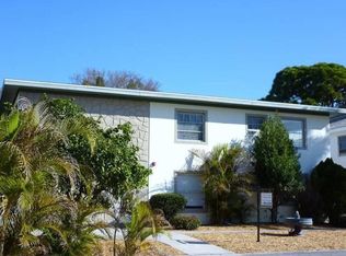525 12th Ave NE APT 4, Saint Petersburg, FL 33701