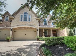 18 N Seasons Trce, The Woodlands, TX 77382