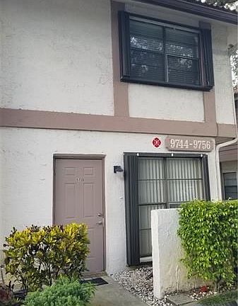 3rd image of 9756 Shadow Wood Blvd