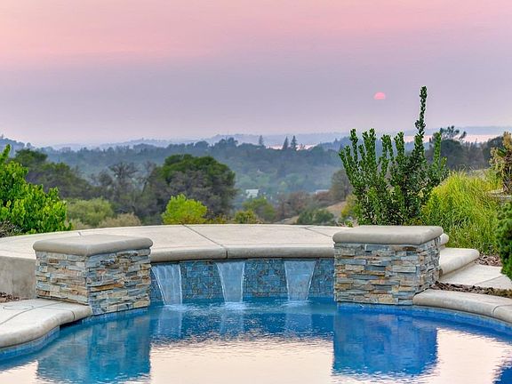 4th image of 7516 Sangiovese Dr