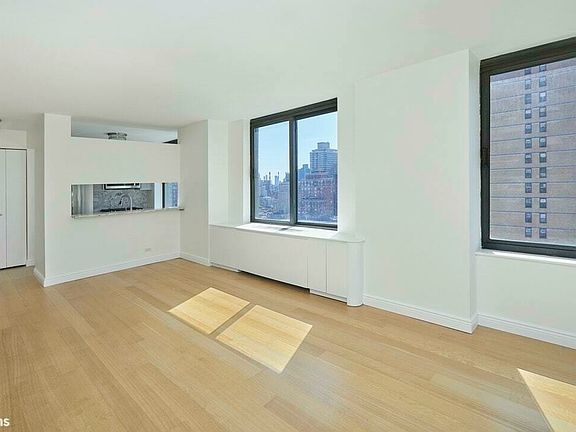 5th image of 300 E 85th St APT 1802