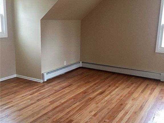 3rd image of 92 S Fulton St