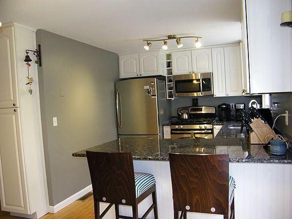 2nd image of 54 Bluestone Dr #54