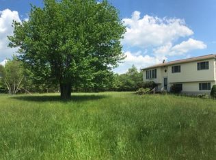 1113 Allegheny Dr, Blakeslee, PA