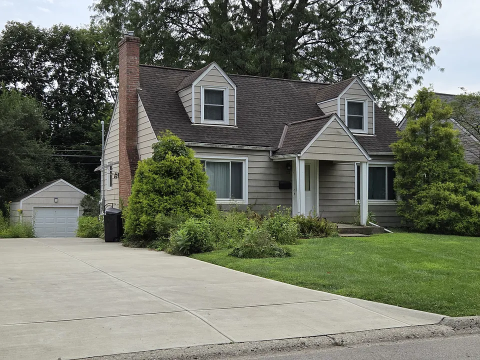 33 Orchard Dr