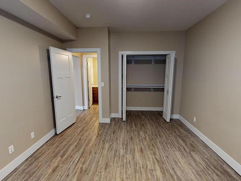 Prairie Heights Apartments — Photo 18