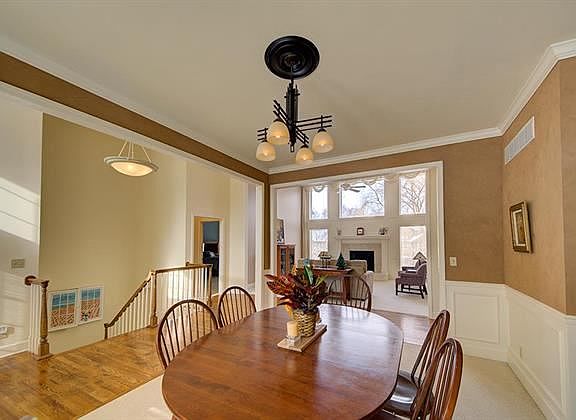 5th image of 2512 SW Wintercreek Dr