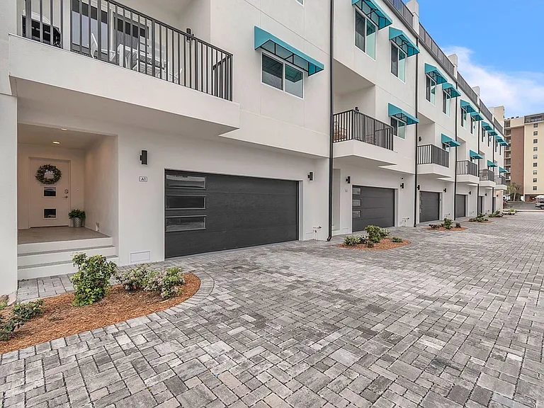 15405 Gulf Blvd #A1 — Photo 2