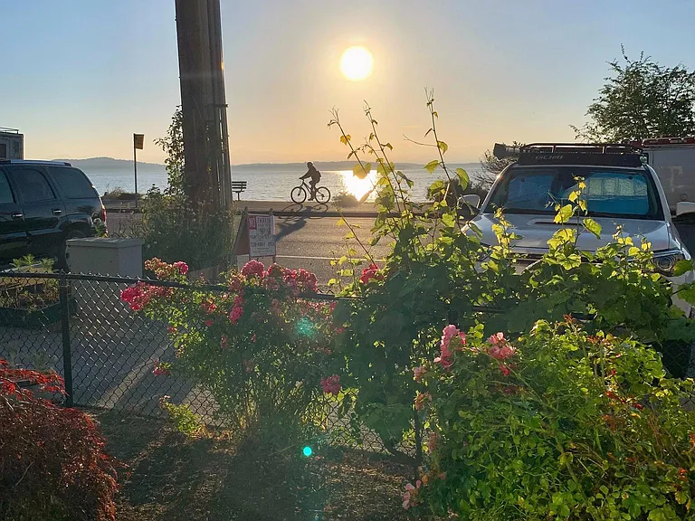 1718 Alki Ave SW #100 — Photo 5