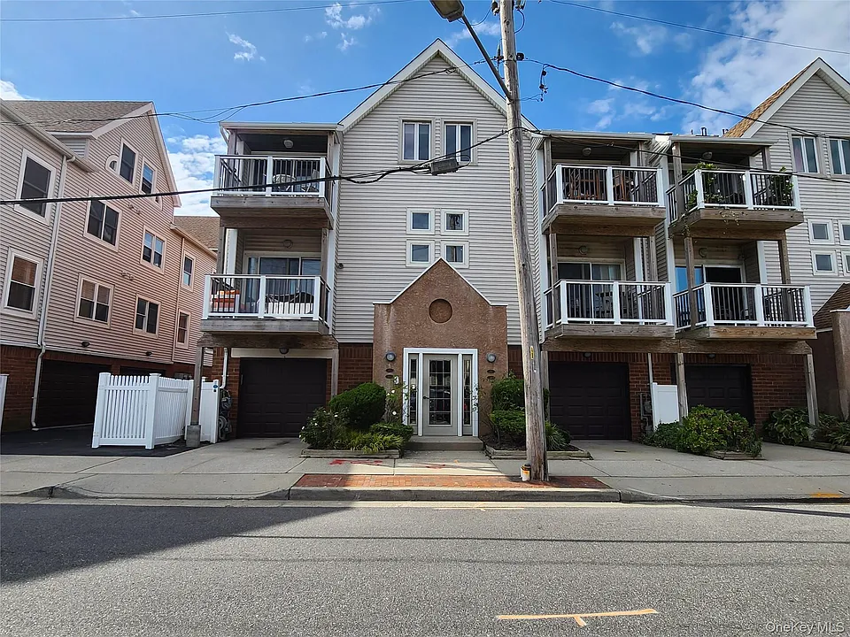 67 Pacific Blvd
