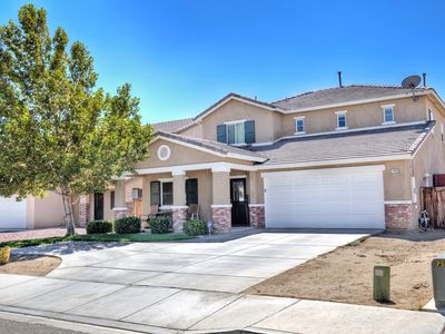 11603 Luna Rd, Victorville, CA, 92392