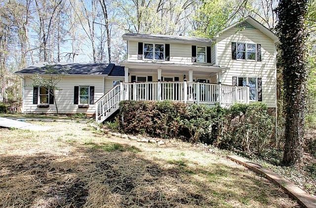 1st image of 3743 Sawanee Dr