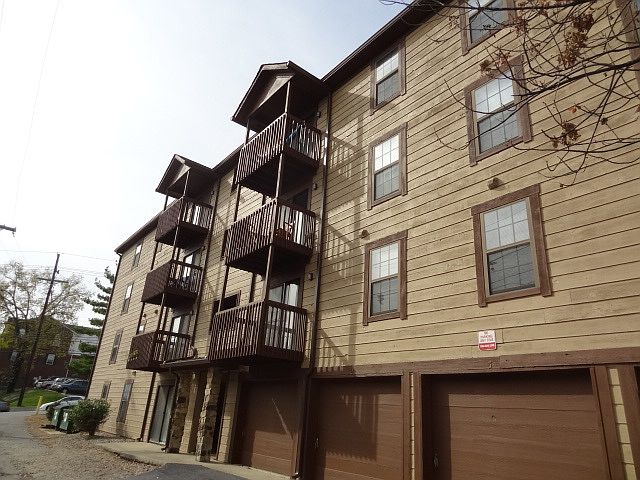 1st image of 112 E Wood St #13