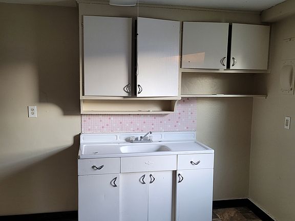 2nd image of 35 Thoreau Ct #2