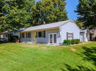 1800 Rankin Dr, Independence, MO 64055
