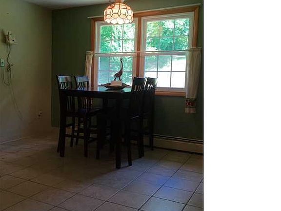 3rd image of 4892 Ledyard Dr