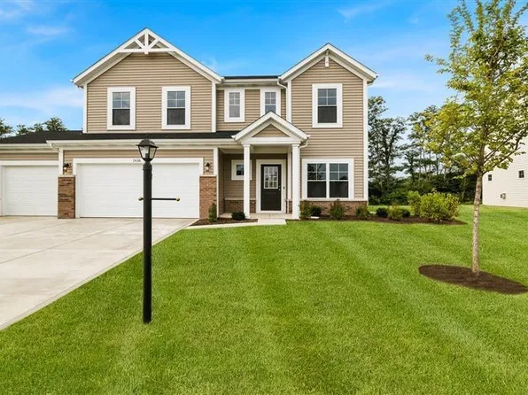 2436 Dunewood St, Portage, IN 46368