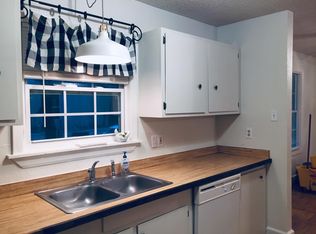 2619 Mulberry St, Waller, TX 77484