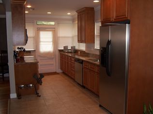 3692 Hollingsworth St, Jacksonville, FL 32205