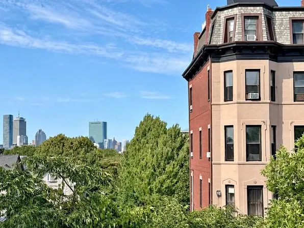 31 Fort Ave #2, Boston, MA 02119