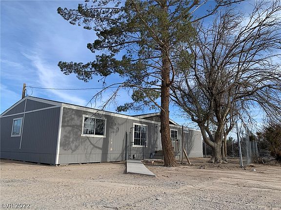 3rd image of 6941 S Oakridge Ave