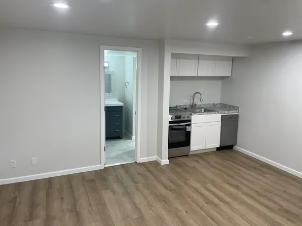 1301 E 18th St APT 49, Tulsa, OK 74120