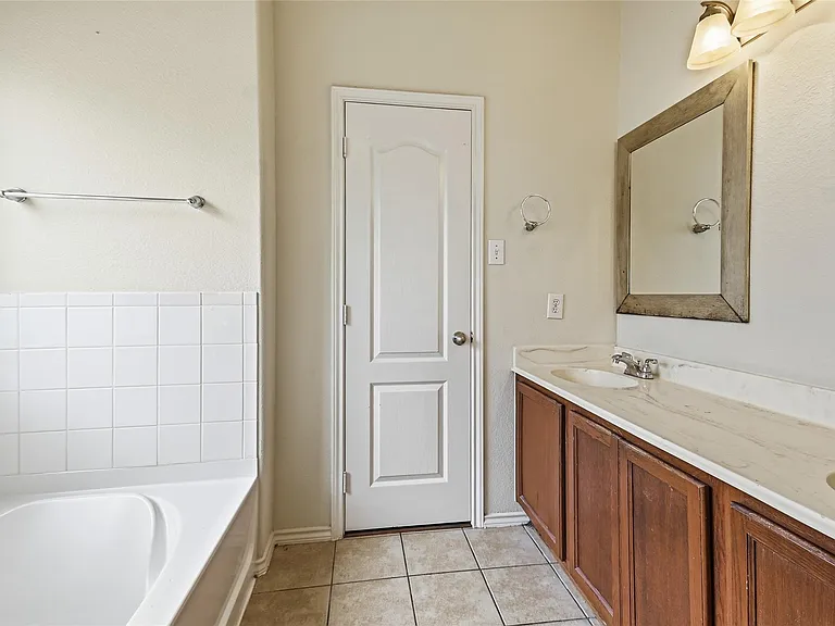 14511 Long Meadow Dr — Photo 13