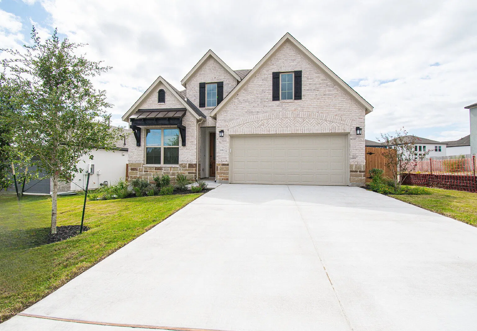 3 bed, 2.5 bath, 1933 sqft, $2,650 — Photo 1