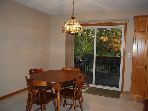 3rd image of 766 101st Ave NE