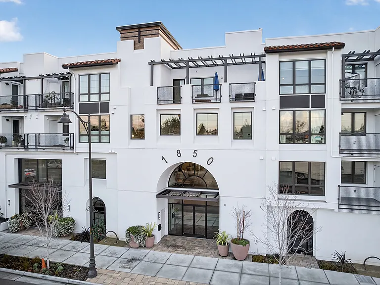 1850 El Camino Real #210 — Photo 37