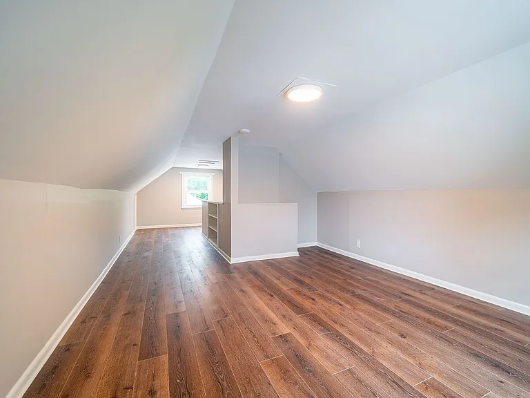 1193 Carolyn Ave — Photo 12