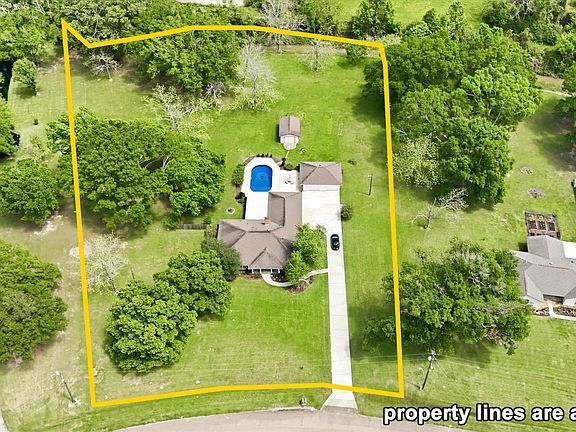 4th image of 42136 Jamie Rd