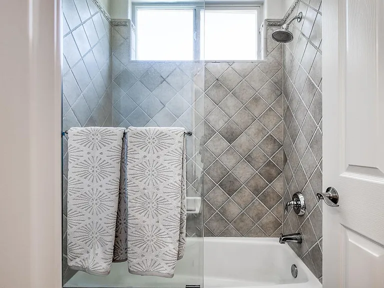 704 Hunt Ave — Photo 57