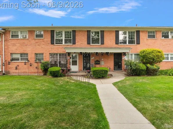 3211 Benjamin Ave APT 13, Royal Oak, MI 48073