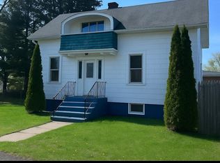 4 Wesley Ave, Schenectady, NY 12304