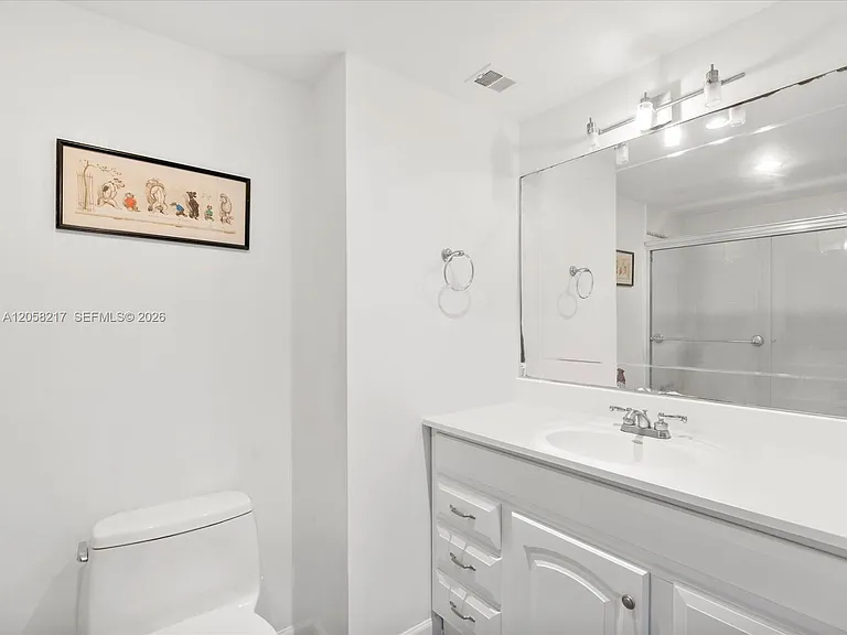18071 Biscayne Blvd #1401 — Photo 27