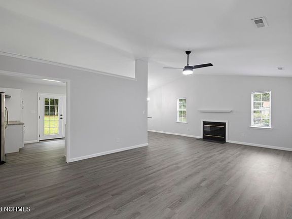 3rd image of 251 S Creek Drive