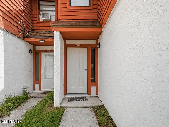 3rd image of 7653 JANA Lane S