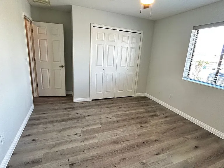 2910 Yuma Dr — Photo 10
