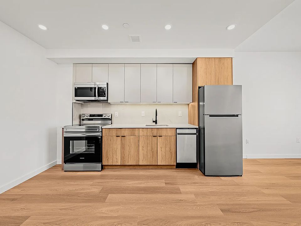 1st image of 261 Grand Concourse #7701