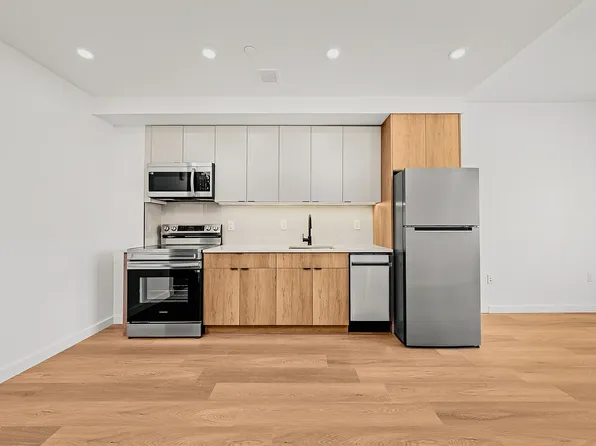 261 Grand Concourse, Bronx, NY
